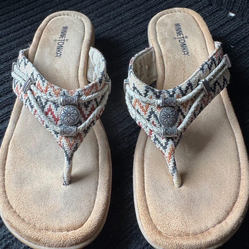Minnetonka Womens Multi Color Fabric Thong Sandals Size 9 Boho Geometric 5909288